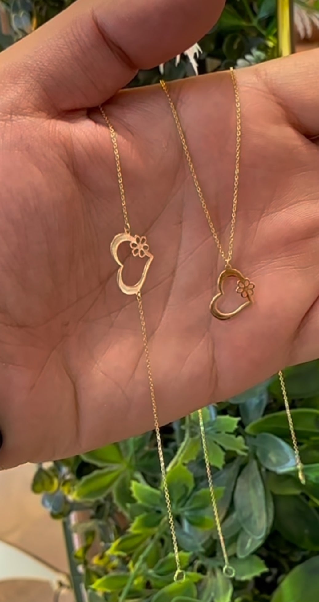 Collier & Gourmette cœur en Or 18 carats. Summer Collection